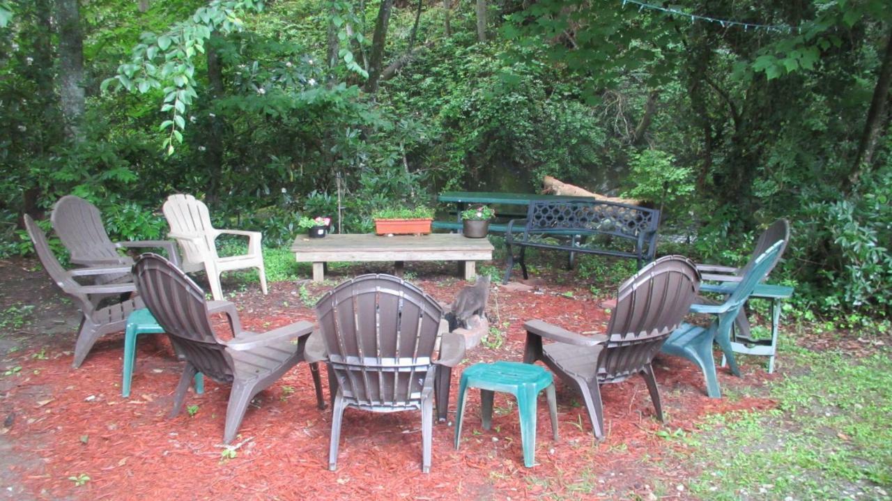 Buffalo Creek Bed And Breakfast รอบบินส์วิลล์ ภายนอก รูปภาพ