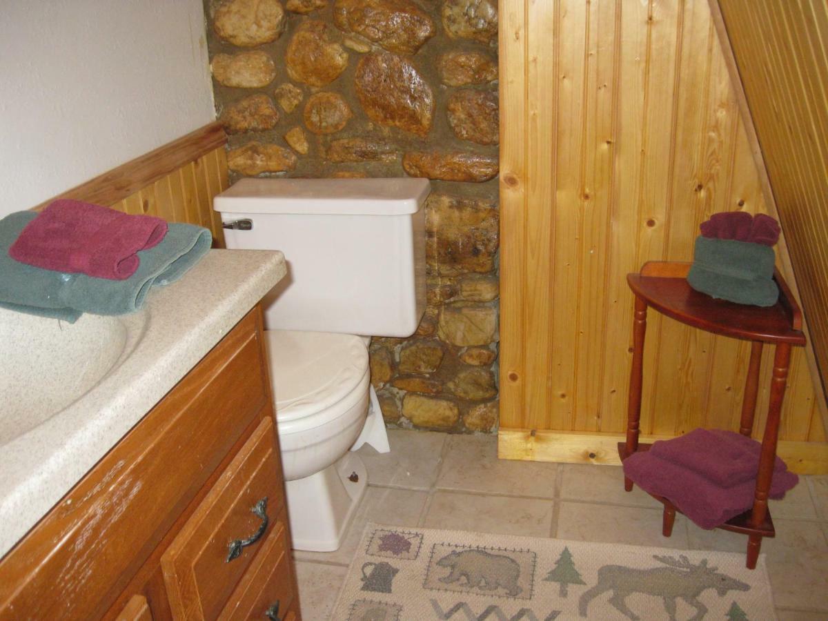 Buffalo Creek Bed And Breakfast รอบบินส์วิลล์ ภายนอก รูปภาพ